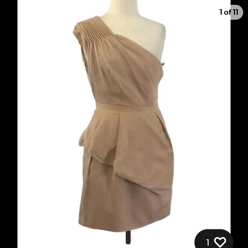 CAMILLA And MARC Elegant Tan asymmetrical Dress Size 8 NWT